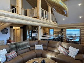 Log construction and timber joinery