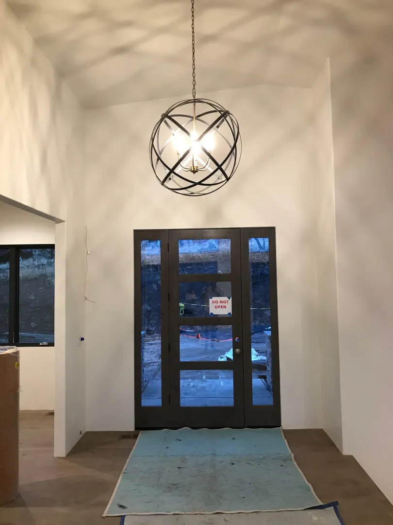 Home addition with modern entry foyer - Utah home expansion contractor